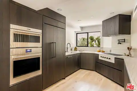 914 West Knoll Dr, West Hollywood, CA 90069 — photo 23