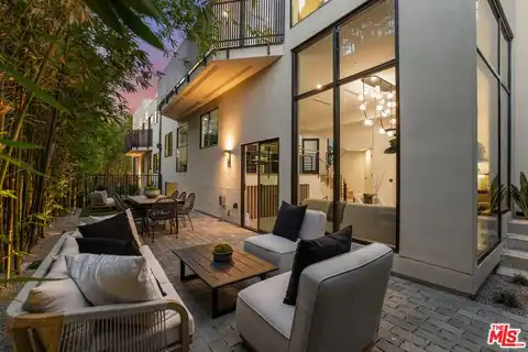 914 West Knoll Dr, West Hollywood, CA 90069 — photo 50
