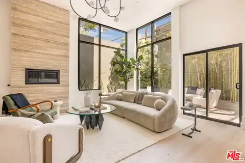 914 West Knoll Dr, West Hollywood, CA 90069 — photo 8