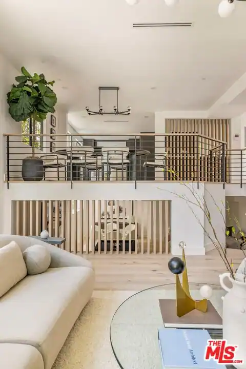914 West Knoll Dr, West Hollywood, CA 90069 — photo 9