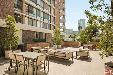 211 S Spalding Dr #107S, Beverly Hills, CA 90212 — photo 16