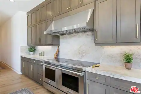 22810 Seaqua Cir, Chatsworth, CA 91311 — photo 10
