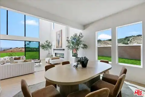 22810 Seaqua Cir, Chatsworth, CA 91311 — photo 12
