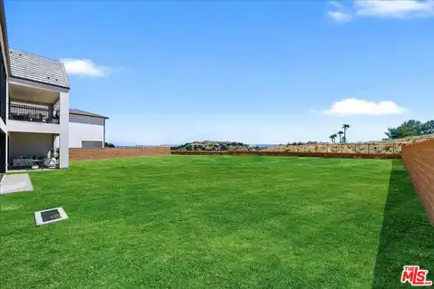 22810 Seaqua Cir, Chatsworth, CA 91311 — photo 17