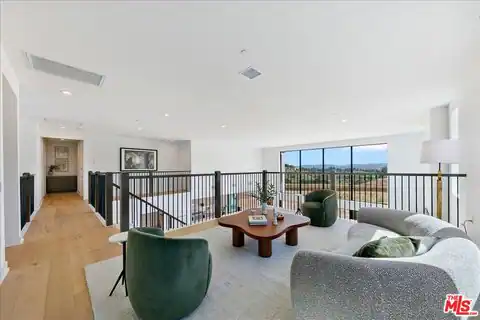 22810 Seaqua Cir, Chatsworth, CA 91311 — photo 25