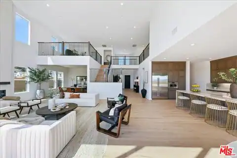 22810 Seaqua Cir, Chatsworth, CA 91311 — photo 4
