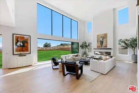 22810 Seaqua Cir, Chatsworth, CA 91311 — photo 5