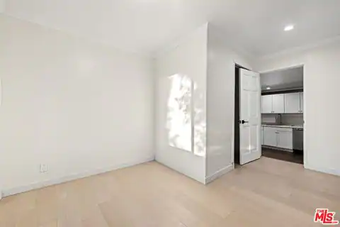 10941 Cardamine Pl, Los Angeles, CA 91042 — photo 20