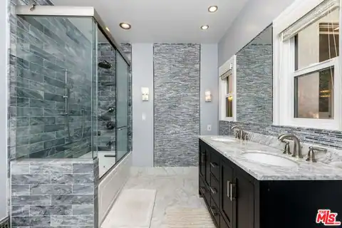 2238 El Contento Dr, Los Angeles, CA 90068 — photo 17