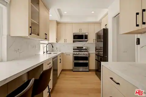 5145 Yarmouth Ave #19, Los Angeles, CA 91316 — photo 3