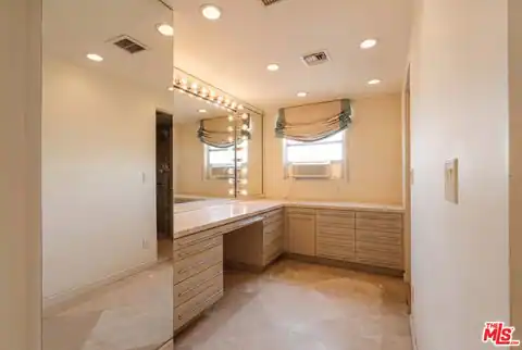 8787 Shoreham Dr #407, West Hollywood, CA 90069 — photo 11