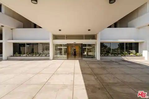 8787 Shoreham Dr #407, West Hollywood, CA 90069 — photo 2