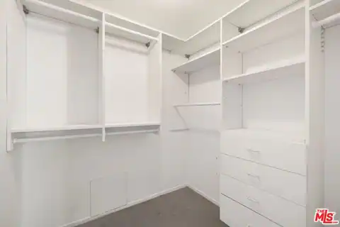 235 Main St #223, Los Angeles, CA 90291 — photo 17