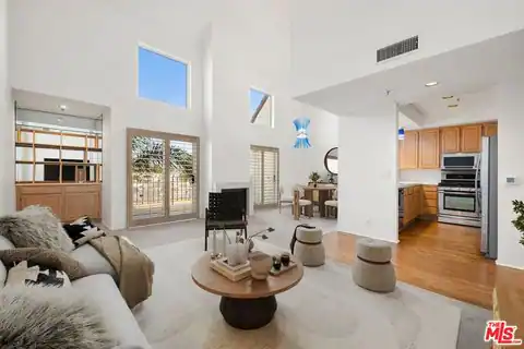 235 Main St #223, Los Angeles, CA 90291 — photo 2