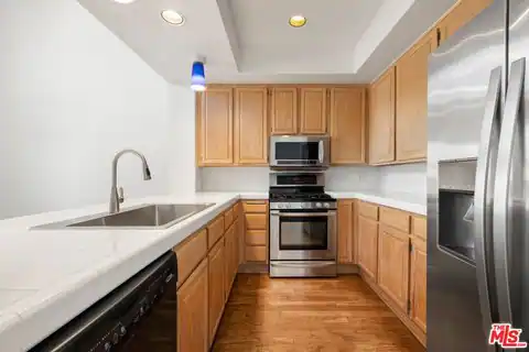 235 Main St #223, Los Angeles, CA 90291 — photo 9
