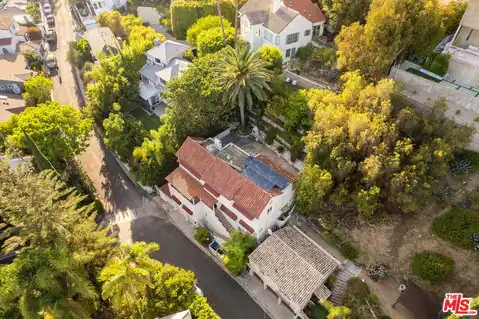 7887 Hillside Ave, Los Angeles, CA 90046 — photo 29