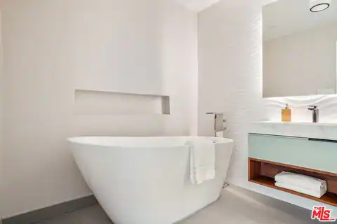 967 Hammond St #5, West Hollywood, CA 90069 — photo 19