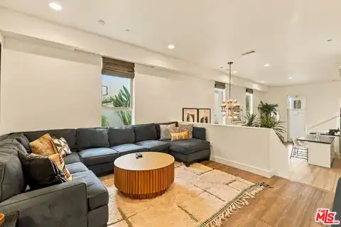 8703 W West Knoll Dr #104, West Hollywood, CA 90069 — photo 9