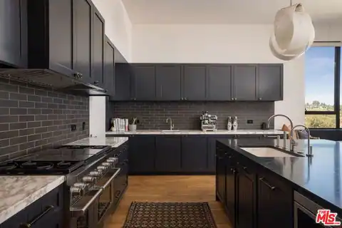 1030 Somera Rd, Los Angeles, CA 90077 — photo 10