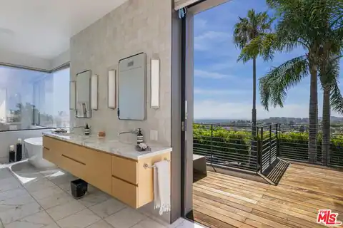 1030 Somera Rd, Los Angeles, CA 90077 — photo 16