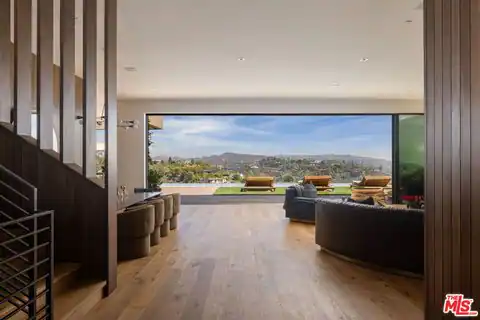 1030 Somera Rd, Los Angeles, CA 90077 — photo 4