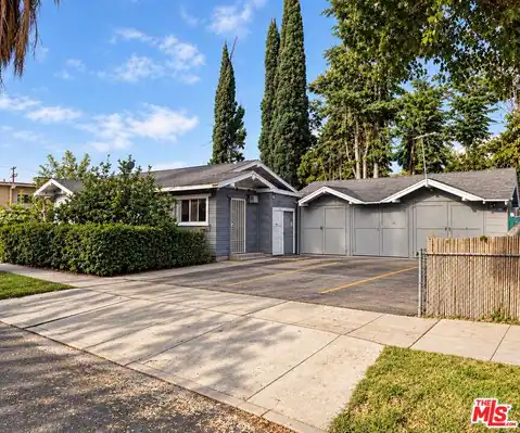 6411 Willis Ave, Los Angeles, CA 91411 — photo 2