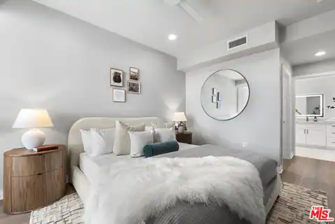 7428 Santa Monica Blvd #406, West Hollywood, CA 90046 — photo 13