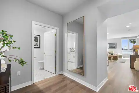 7428 Santa Monica Blvd #406, West Hollywood, CA 90046 — photo 18