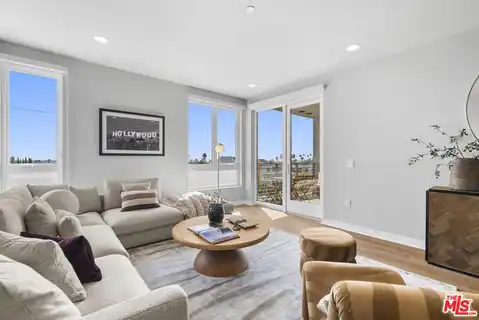 7428 Santa Monica Blvd #406, West Hollywood, CA 90046 — photo 4