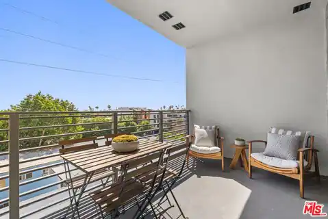 7428 Santa Monica Blvd #406, West Hollywood, CA 90046 — photo 5