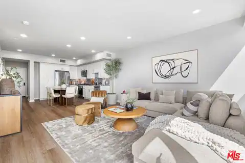 7428 Santa Monica Blvd #406, West Hollywood, CA 90046 — photo 9