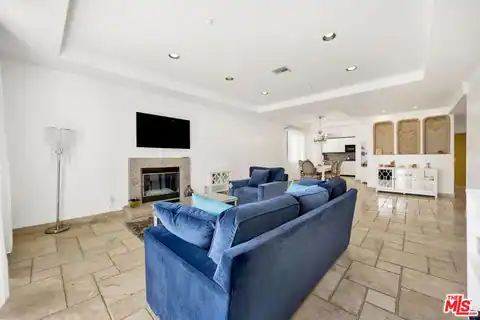 11952 Montana Ave #303, Los Angeles, CA 90049 — photo 12