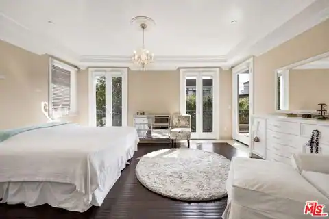 11952 Montana Ave #303, Los Angeles, CA 90049 — photo 17