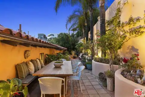 6383 Quebec Dr, Los Angeles, CA 90068 — photo 3