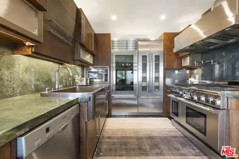 6383 Quebec Dr, Los Angeles, CA 90068 — photo 6