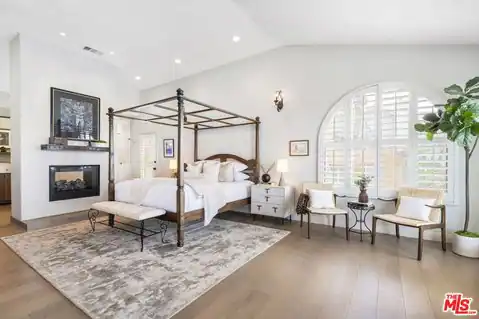 6383 Quebec Dr, Los Angeles, CA 90068 — photo 9