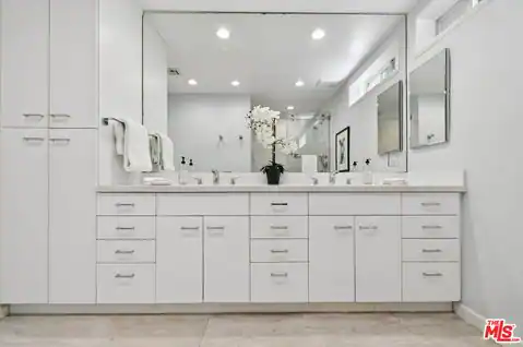 4301 Fulton Ave #106, Los Angeles, CA 91423 — photo 22