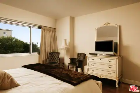 10450 Wilshire Blvd #4J, Los Angeles, CA 90024 — photo 19