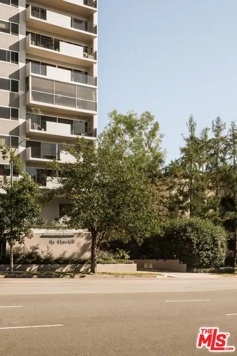 10450 Wilshire Blvd #4J, Los Angeles, CA 90024 — photo 25