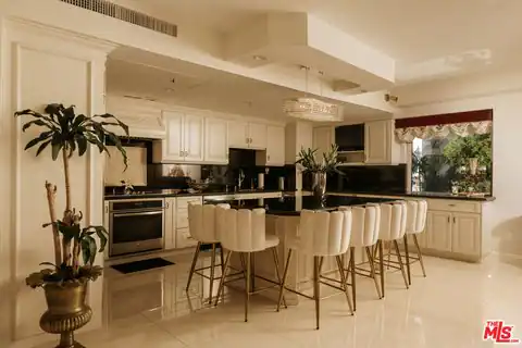 10450 Wilshire Blvd #4J, Los Angeles, CA 90024 — photo 3