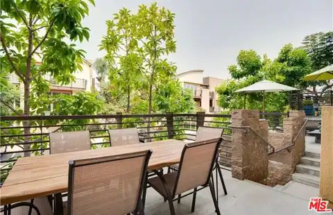 5412 W 149th Pl #4, Hawthorne, CA 90250 — photo 2
