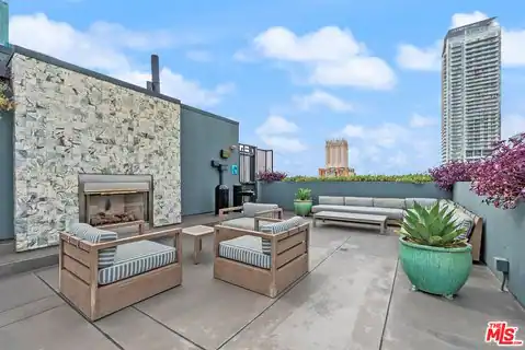 849 S Broadway #M09, Los Angeles, CA 90014 — photo 22