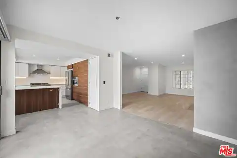 136 S Swall Dr #4, Los Angeles, CA 90048 — photo 14