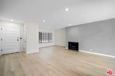 136 S Swall Dr #4, Los Angeles, CA 90048 — photo 15
