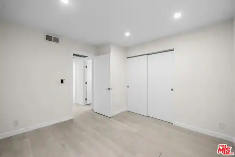 136 S Swall Dr #4, Los Angeles, CA 90048 — photo 26