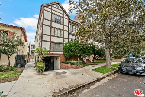136 S Swall Dr #4, Los Angeles, CA 90048 — photo 30