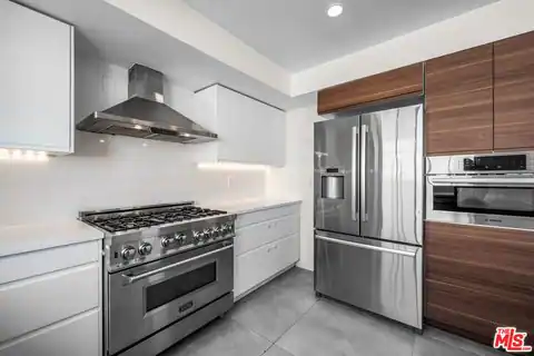 136 S Swall Dr #4, Los Angeles, CA 90048 — photo 7