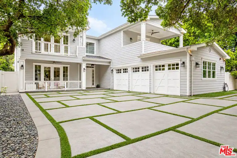 17524 Jayden Ln, Los Angeles, CA 91316