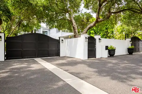 17524 Jayden Ln, Los Angeles, CA 91316 — photo 2