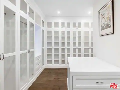 17524 Jayden Ln, Los Angeles, CA 91316 — photo 36